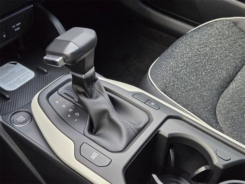 New 2025 Kia K4 GT-Line image 15