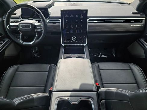 Used 2025 GMC Sierra EV Denali AWD/4WD image 18
