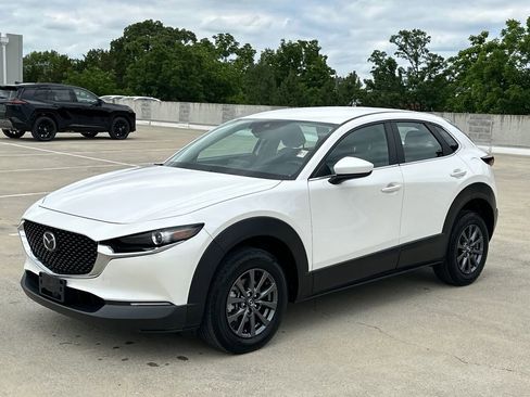 Used 2023 MAZDA CX-30 AWD 2.5 S image 2