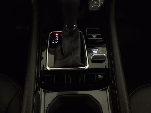 Used 2024 Jeep Compass Latitude image 23