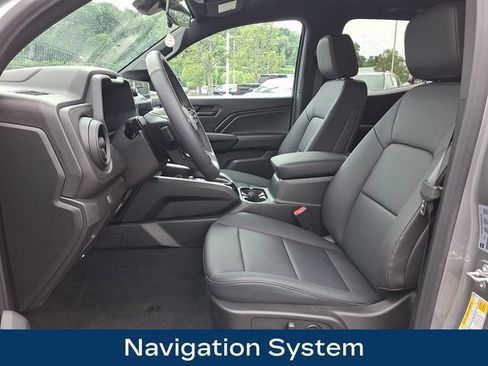 Used 2026 Chevrolet Colorado Trail Boss AWD/4WD image 2