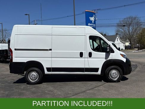 Used 2024 RAM ProMaster 1500 w/ Convenience Group FWD image 8