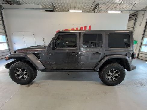 Used 2019 Jeep Wrangler Unlimited Rubicon w/ Dual Top Group image 2