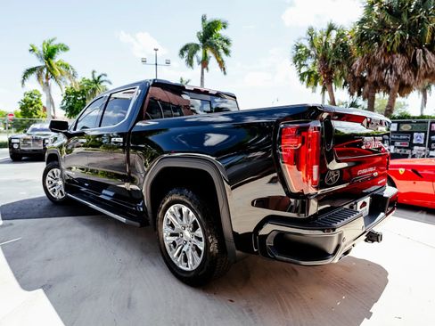 Used 2022 GMC Sierra 1500 Denali image 12