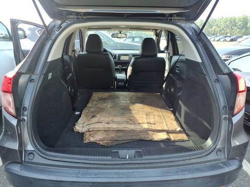 Used 2018 Honda HR-V EX-L image 6