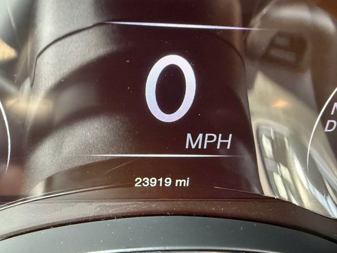 Certified 2021 Jeep Grand Cherokee Limited image 23