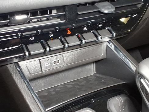 New 2026 GMC Terrain AT4 AWD/4WD image 14