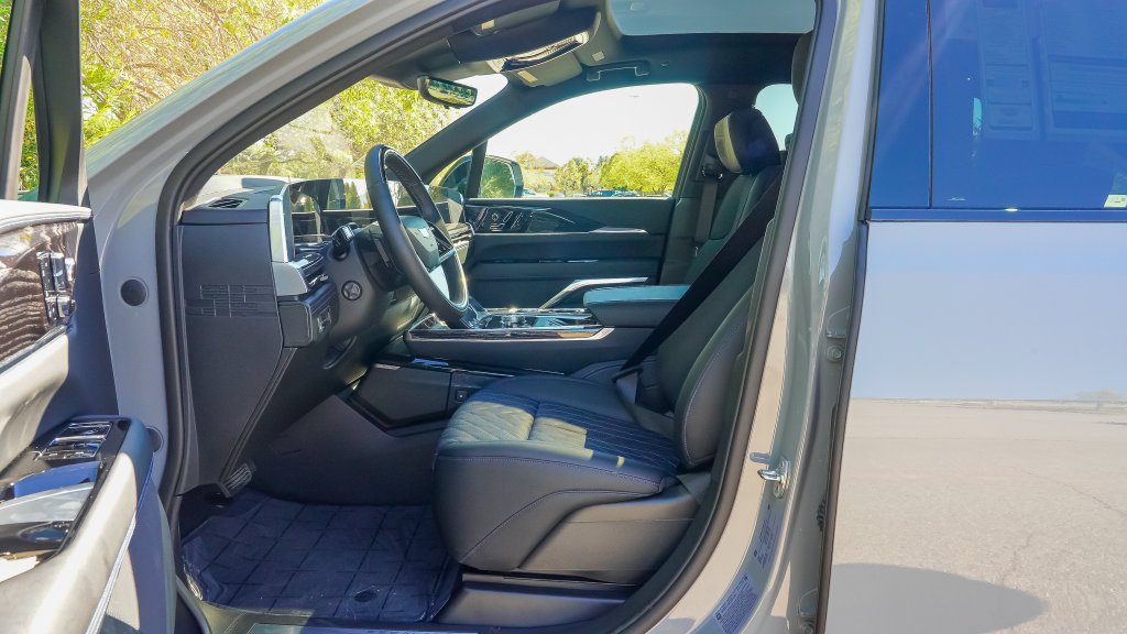 New 2026 Cadillac Escalade IQ Sport 1 AWD/4WD image 15