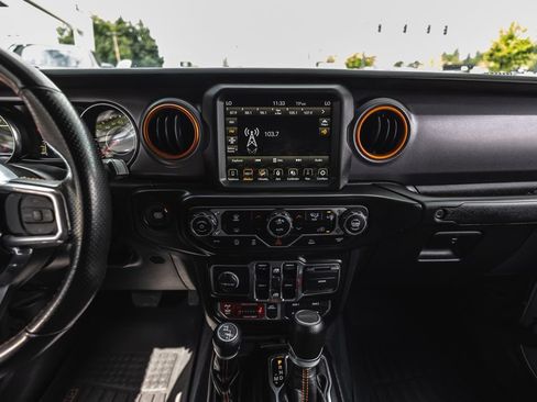 Used 2022 Jeep Gladiator Mojave w/ Trailer Tow Package AWD/4WD image 26