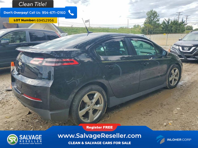 Used 2013 Chevrolet Volt Premium w/ Premium Trim Package FWD image 4