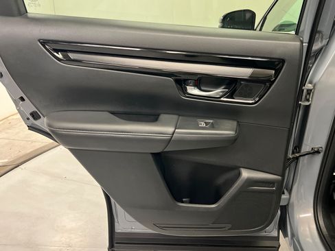 Used 2025 Honda CR-V EX-L image 20