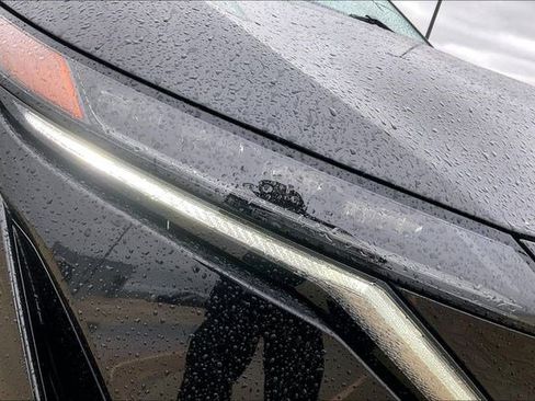 Used 2023 Nissan Ariya AWD image 34