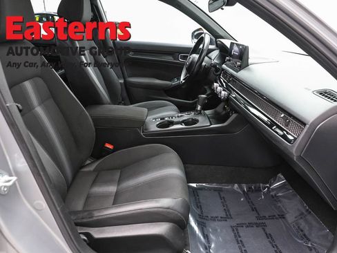 Used 2025 Honda Civic Sport image 23