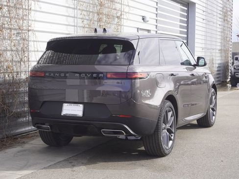 New 2026 Land Rover Range Rover Sport SE AWD/4WD image 2