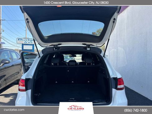 Used 2017 Mercedes-Benz GLC 300 4MATIC image 16