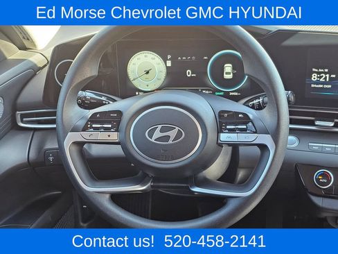 Used 2024 Hyundai Elantra SEL FWD image 16