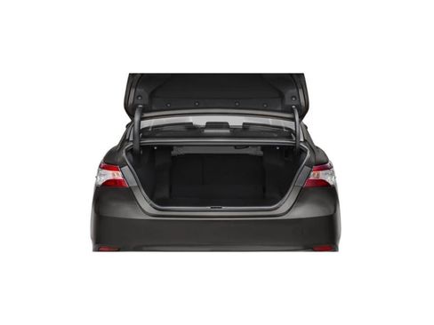 Used 2018 Toyota Camry LE FWD image 44