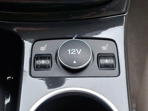 Used 2014 Ford Escape Titanium image 25