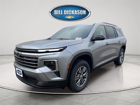 New 2026 Chevrolet Traverse LT w/ Enhanced Driving Package image 3