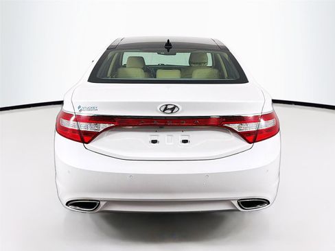 Used 2012 Hyundai Azera w/ Technology Pkg FWD image 6