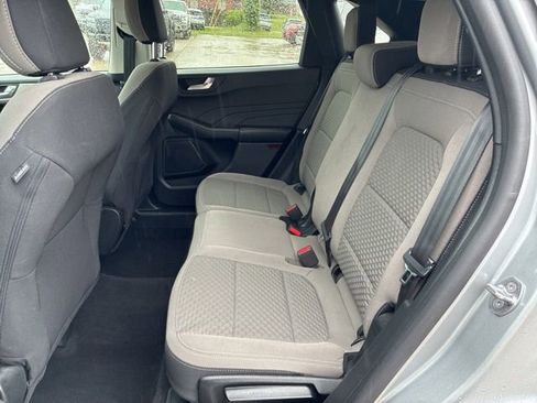 Used 2021 Ford Escape SE w/ Cold Weather Package FWD image 17