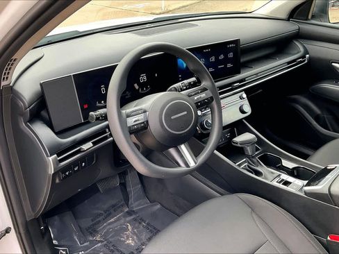 Certified 2025 Hyundai Tucson SEL image 16