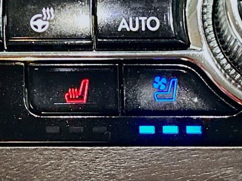 Used 2023 Lincoln Aviator Reserve w/ Elements Package Plus RWD image 19
