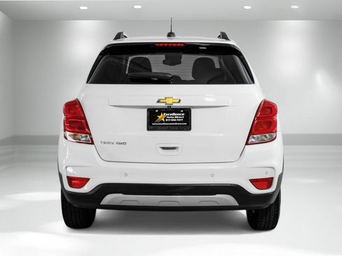 Used 2022 Chevrolet Trax LT w/ Driver Confidence Package image 7