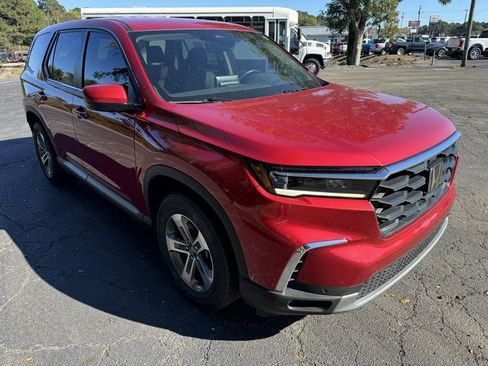 Used 2025 Honda Pilot EX-L image 9