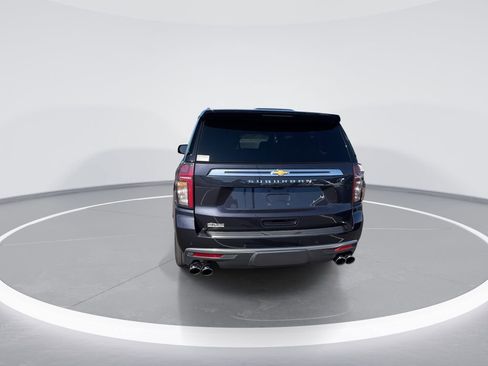 Used 2024 Chevrolet Suburban High Country AWD/4WD image 7