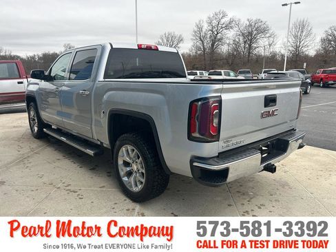 Used 2018 GMC Sierra 1500 SLT w/ SLT Premium Package image 6