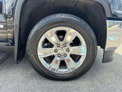 Used 2018 GMC Sierra 1500 SLT AWD/4WD image 5