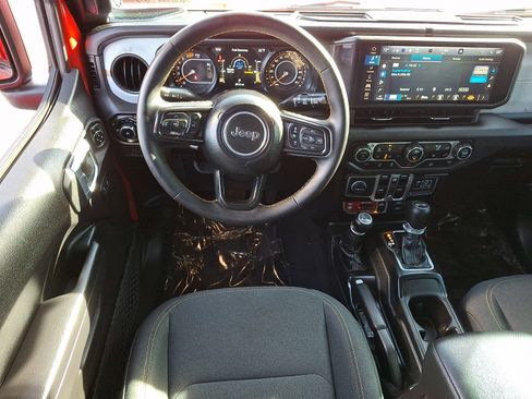 Used 2024 Jeep Wrangler Unlimited Sport image 11