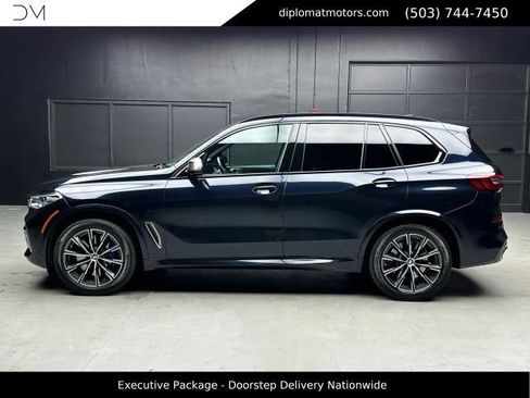 Used 2022 BMW X5 M50i w/ Executive Package AWD/4WD image 4
