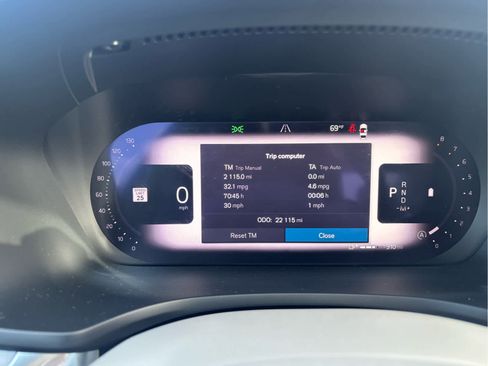 Used 2025 Volvo S60 B5 Core FWD image 22