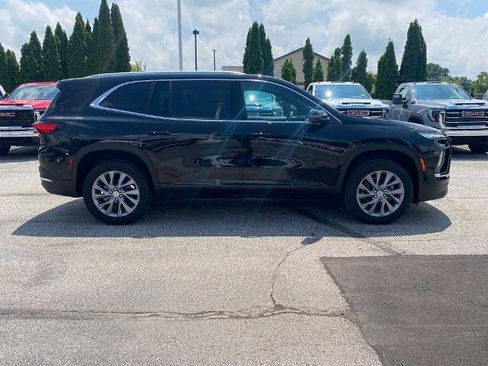 New 2025 Buick Enclave Preferred w/ Power Package image 8