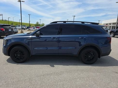 Used 2024 Kia Sorento SX Prestige w/ Olive Brown Leather Package AWD/4WD image 2