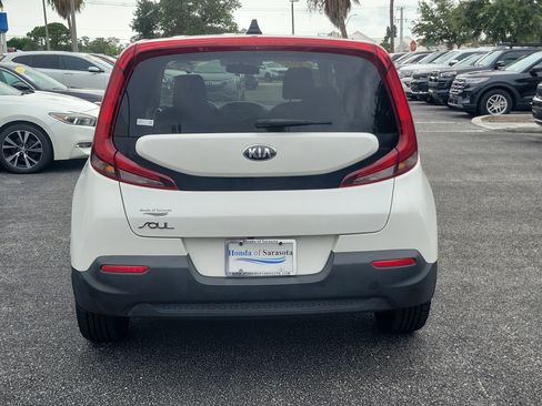 Used 2020 Kia Soul LX FWD image 6