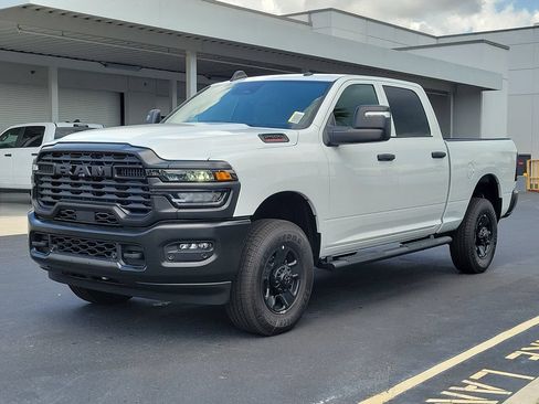 New 2026 RAM 2500 Tradesman w/ Bed Convenience Group AWD/4WD image 3