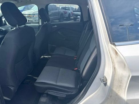 Used 2019 Ford Escape SE FWD image 23