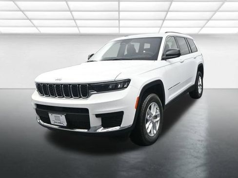 New 2025 Jeep Grand Cherokee L Laredo image 4