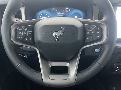 New 2026 Ford Bronco Outer Banks w/ Sasquatch Package image 10