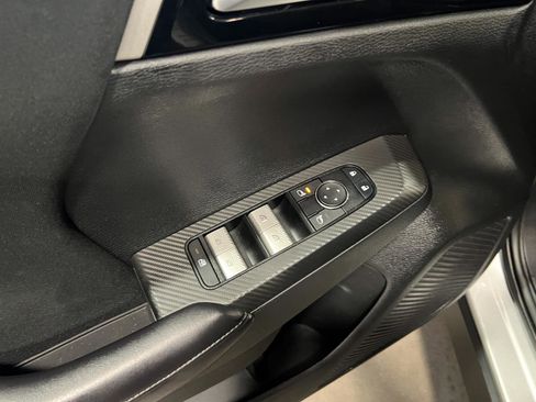 Used 2025 Mitsubishi Outlander ES AWD/4WD image 24