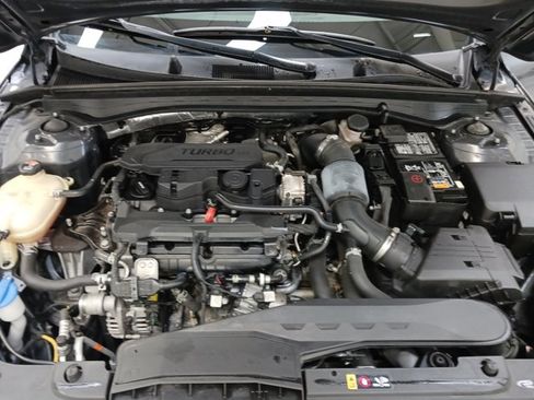 Used 2022 Kia K5 LXS image 29