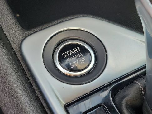 Used 2022 Nissan Sentra SV w/ Lighting Package FWD image 29