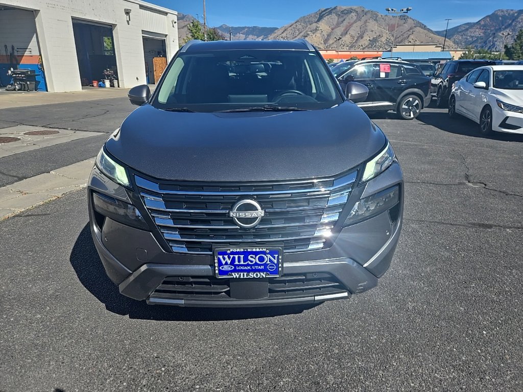 Used 2026 Nissan Rogue SL AWD/4WD image 2