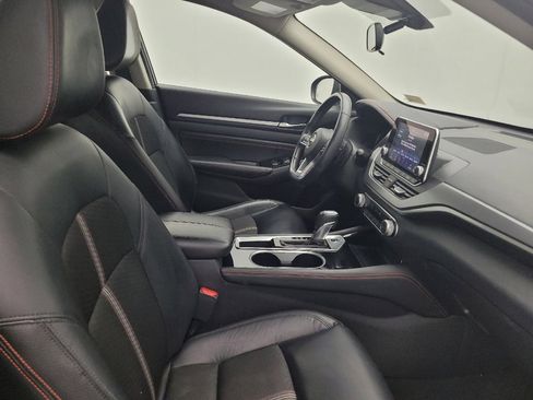 Used 2023 Nissan Altima 2.5 SR image 21