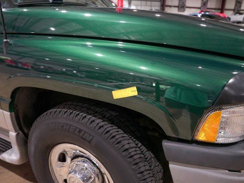 Used 1998 Dodge Ram 2500 Truck 2WD Quad Cab image 28