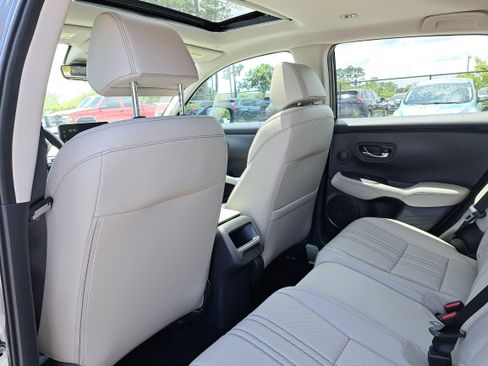 New 2026 Honda HR-V EX-L image 10