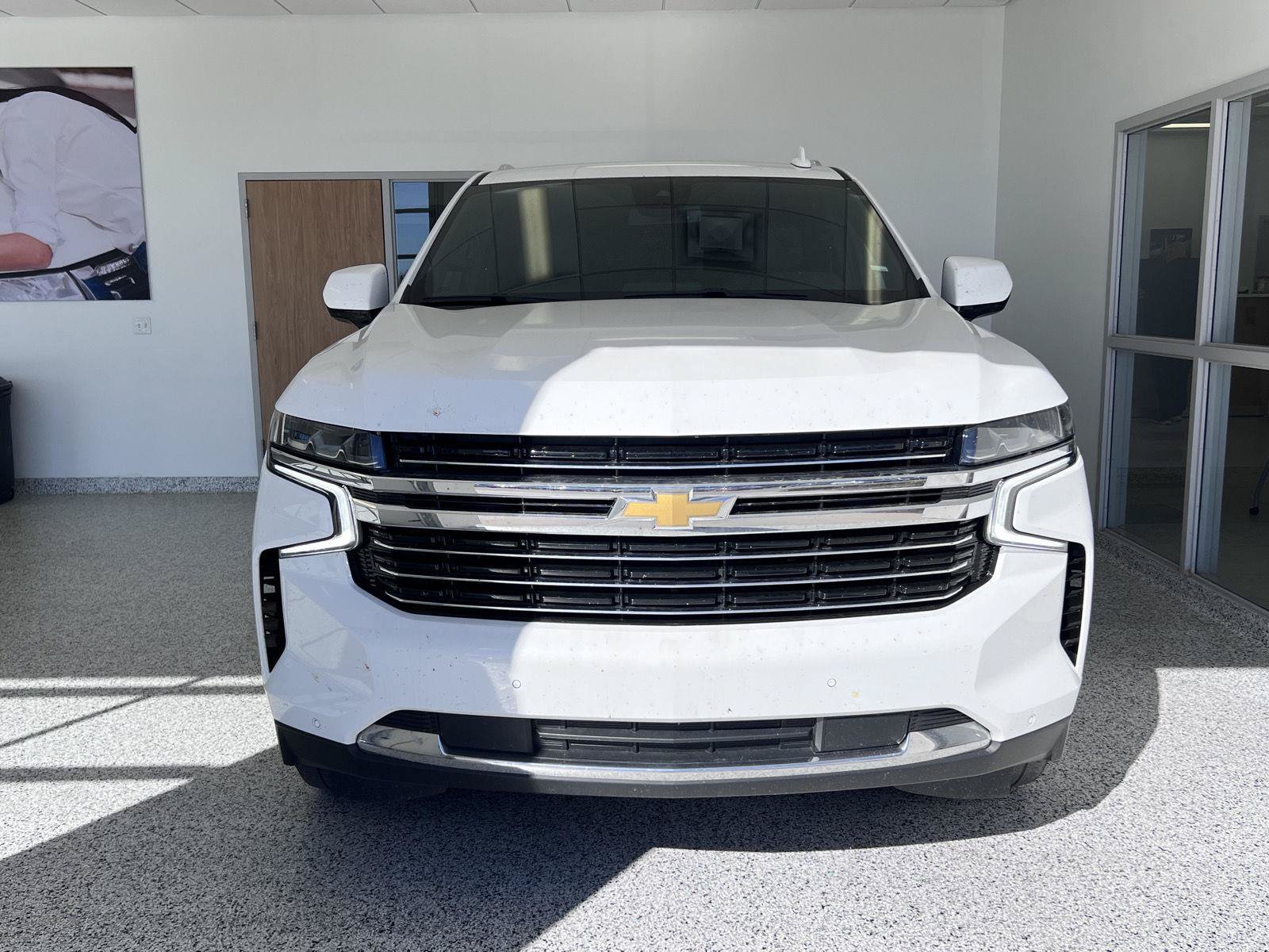 Used 2024 Chevrolet Tahoe LT AWD/4WD image 2
